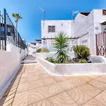 Sun&sea - 30m To The By Lanzarote Apartamento *